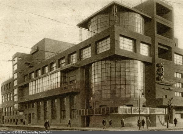 Внутрь космической архитектуры ДКЗуева и Правда конструктивистов