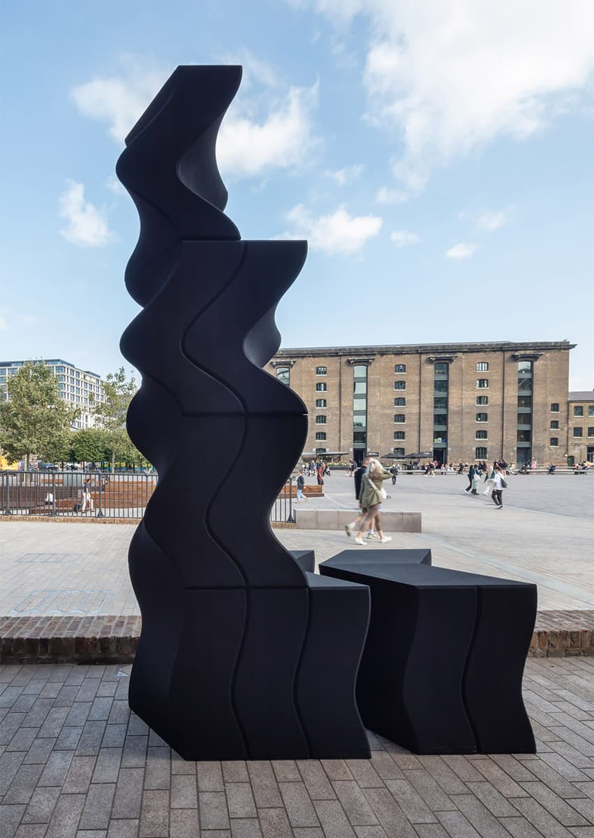 Модульная система Nth Display System в The Coal Office. Zaha Hadid Design. Фото: Luke Hayes