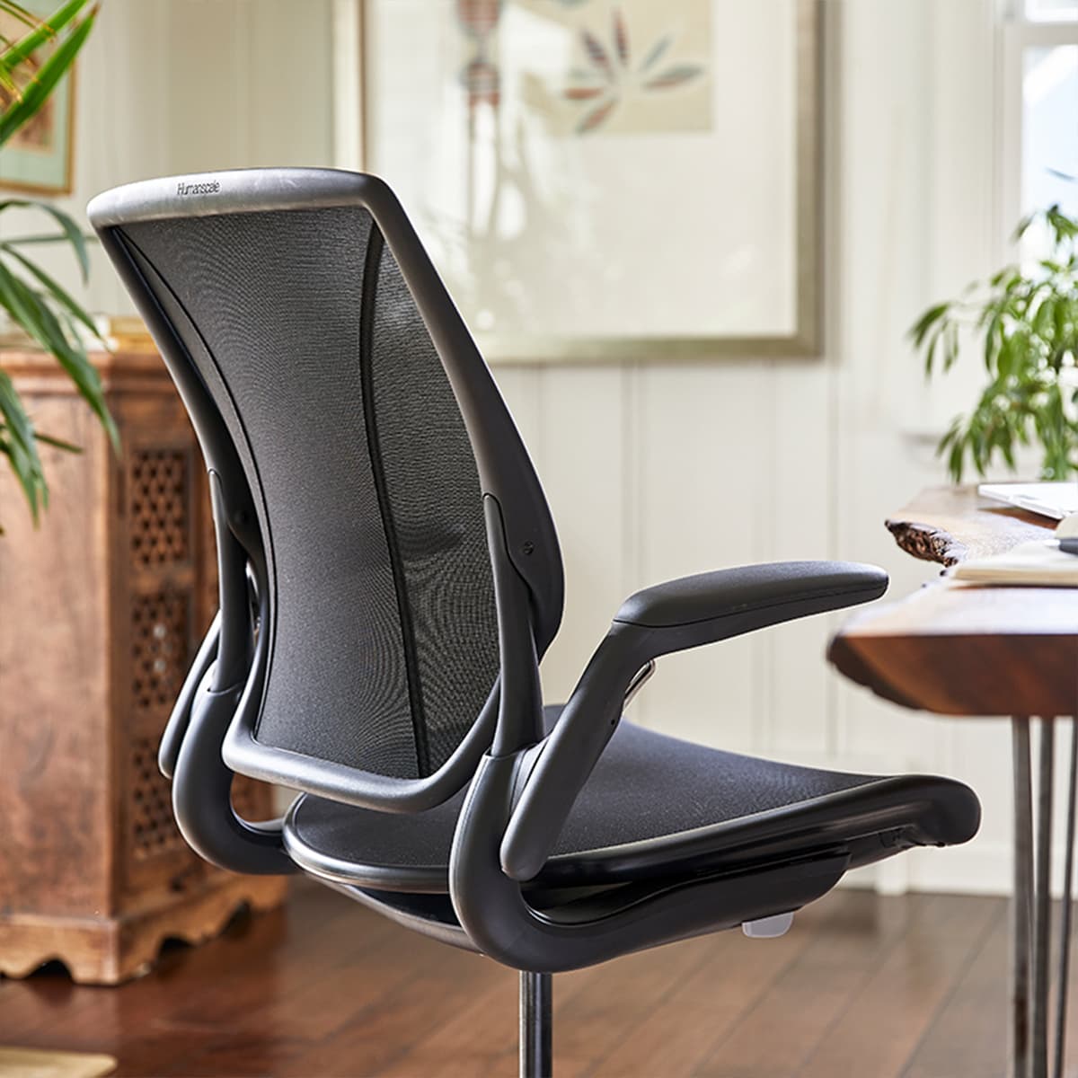 World One Task Chair. Humanscale