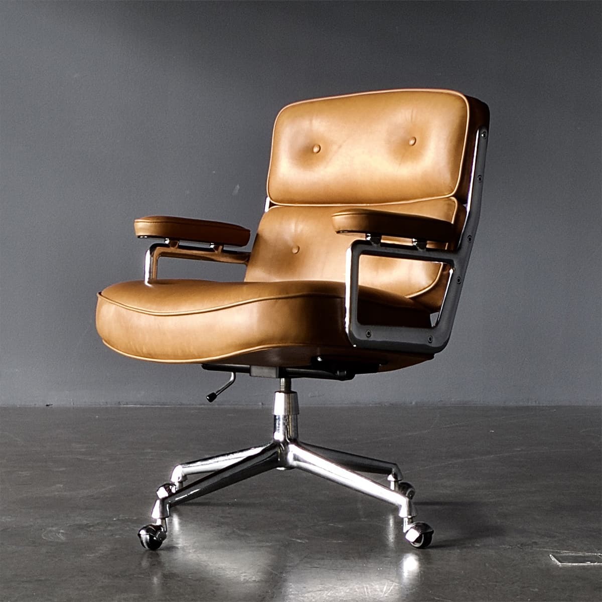 Lobby Chair ES 104. Дизайн Чарльза и Рэй Имз, Vitra