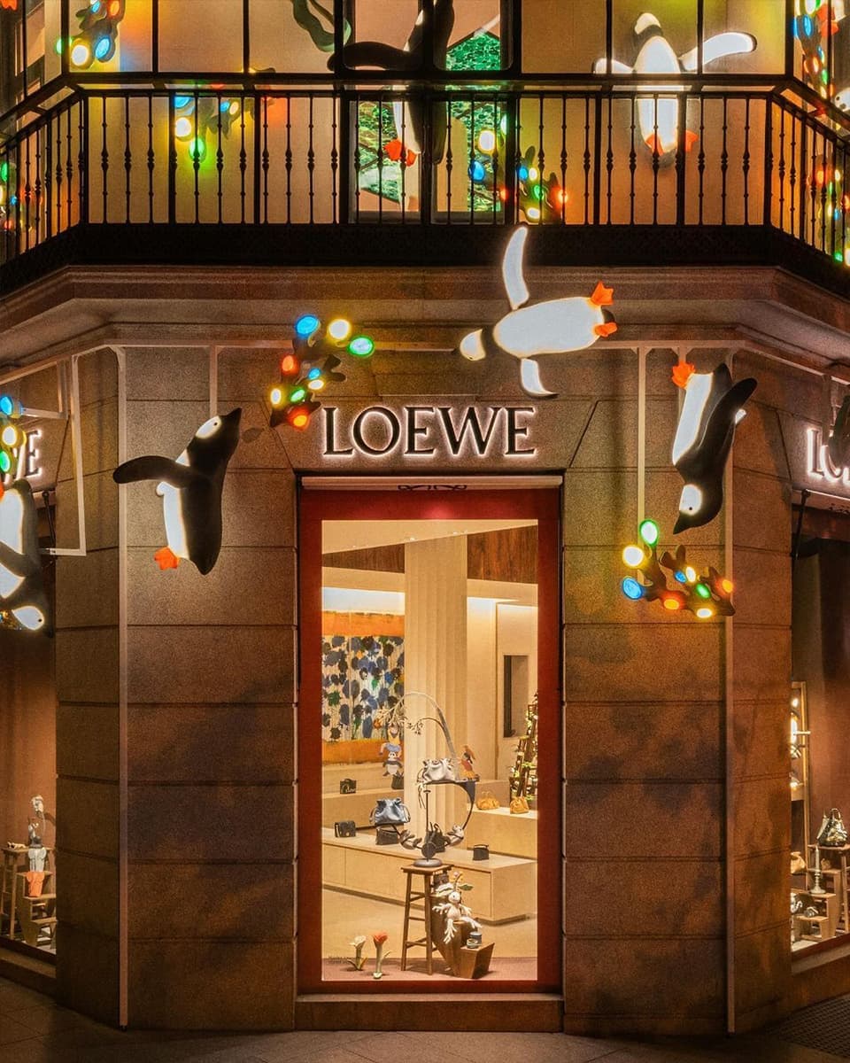 Фасад бутика LOEWE, Мадрид. Фото: LOEWE