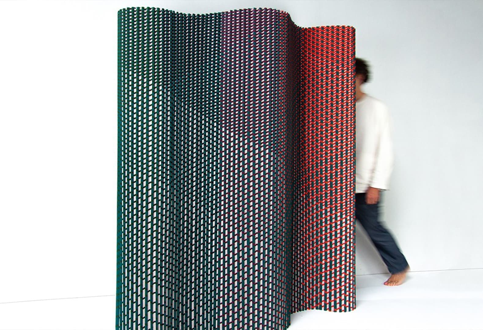 Ширма Pleated Partition Screen: Фенна ван дер Кляй - победители Pure Talents Contest 2024