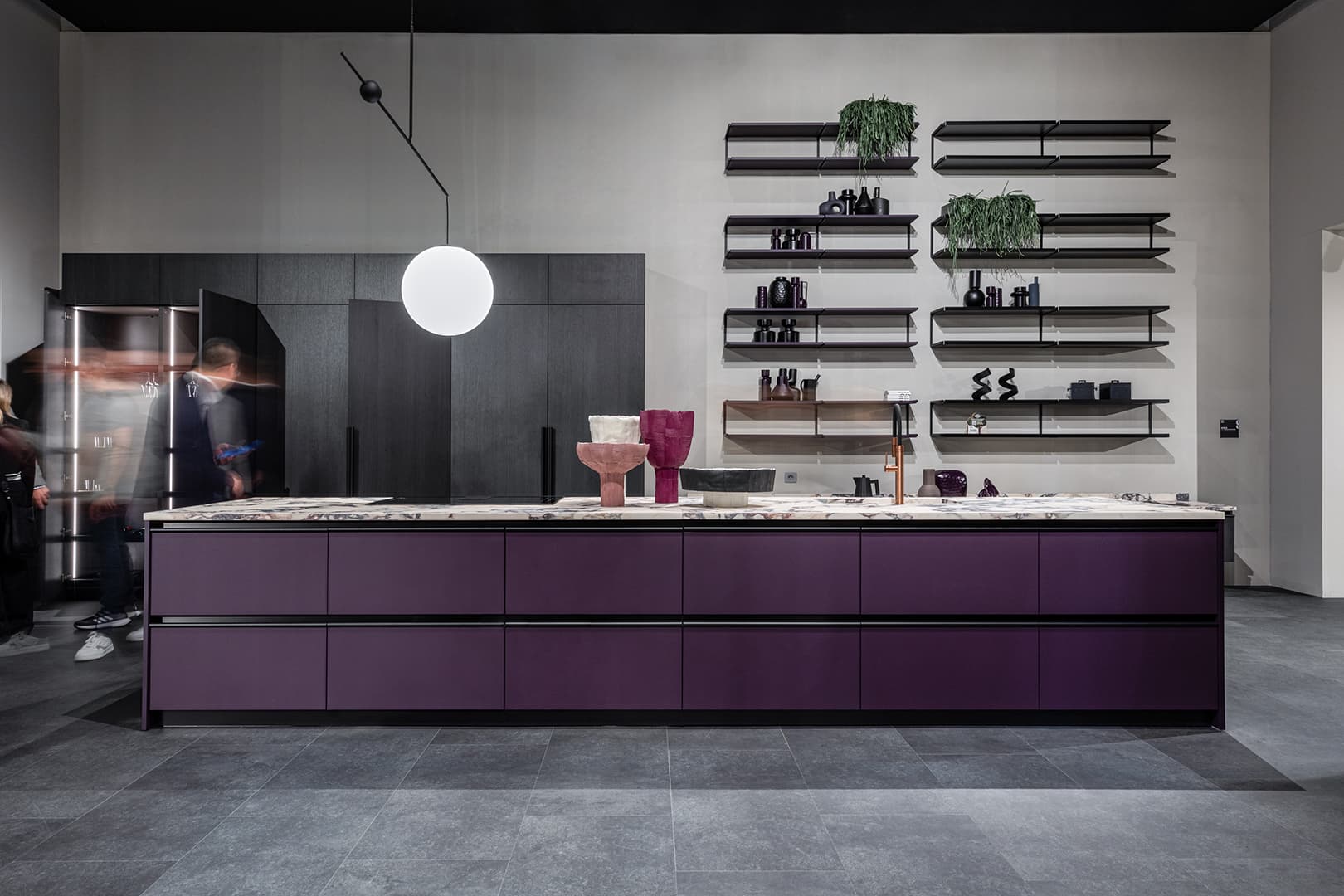10 новинок с выставки кухонь EuroCucina 2024