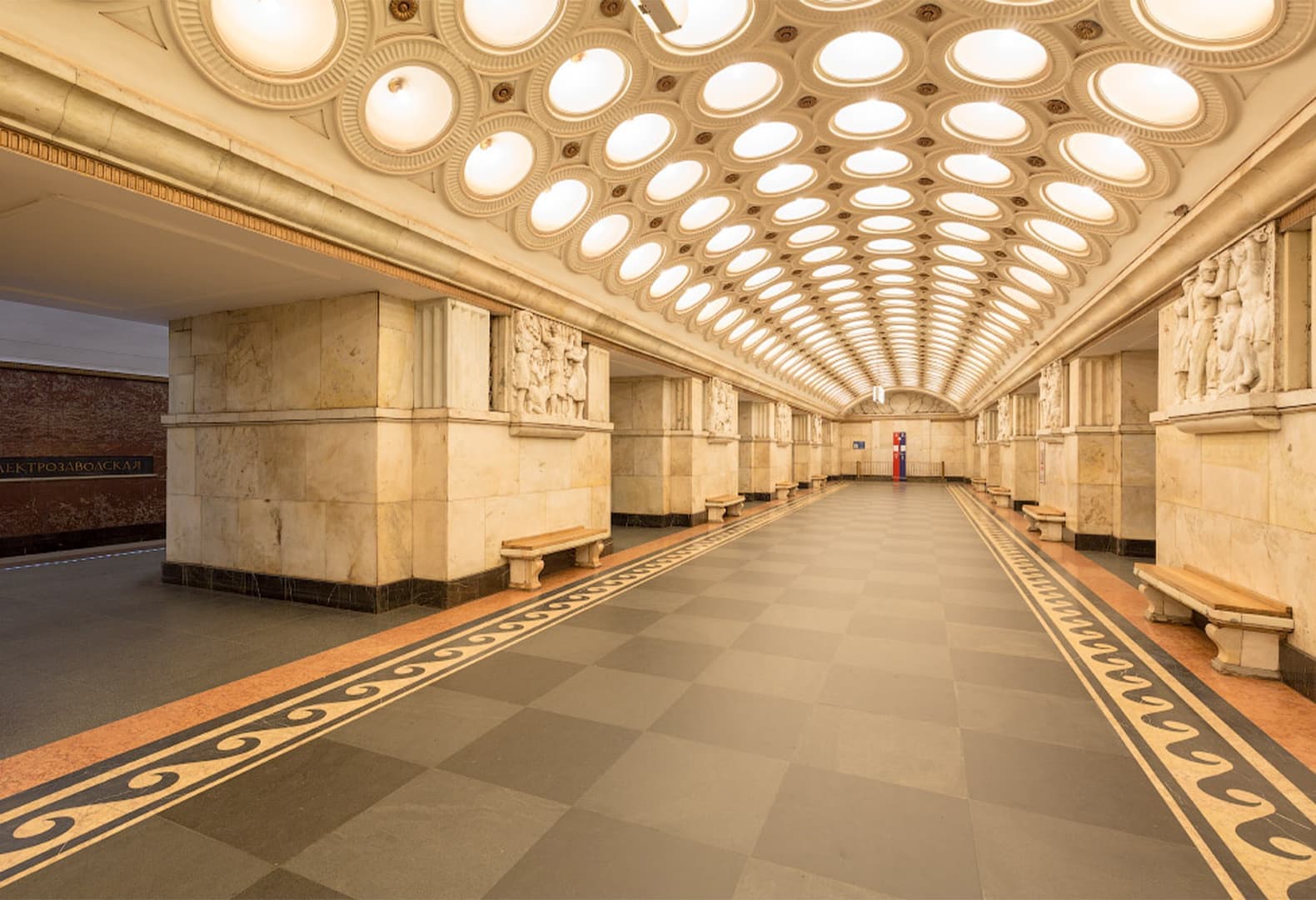 Что скрывает в себе освещение московского метро