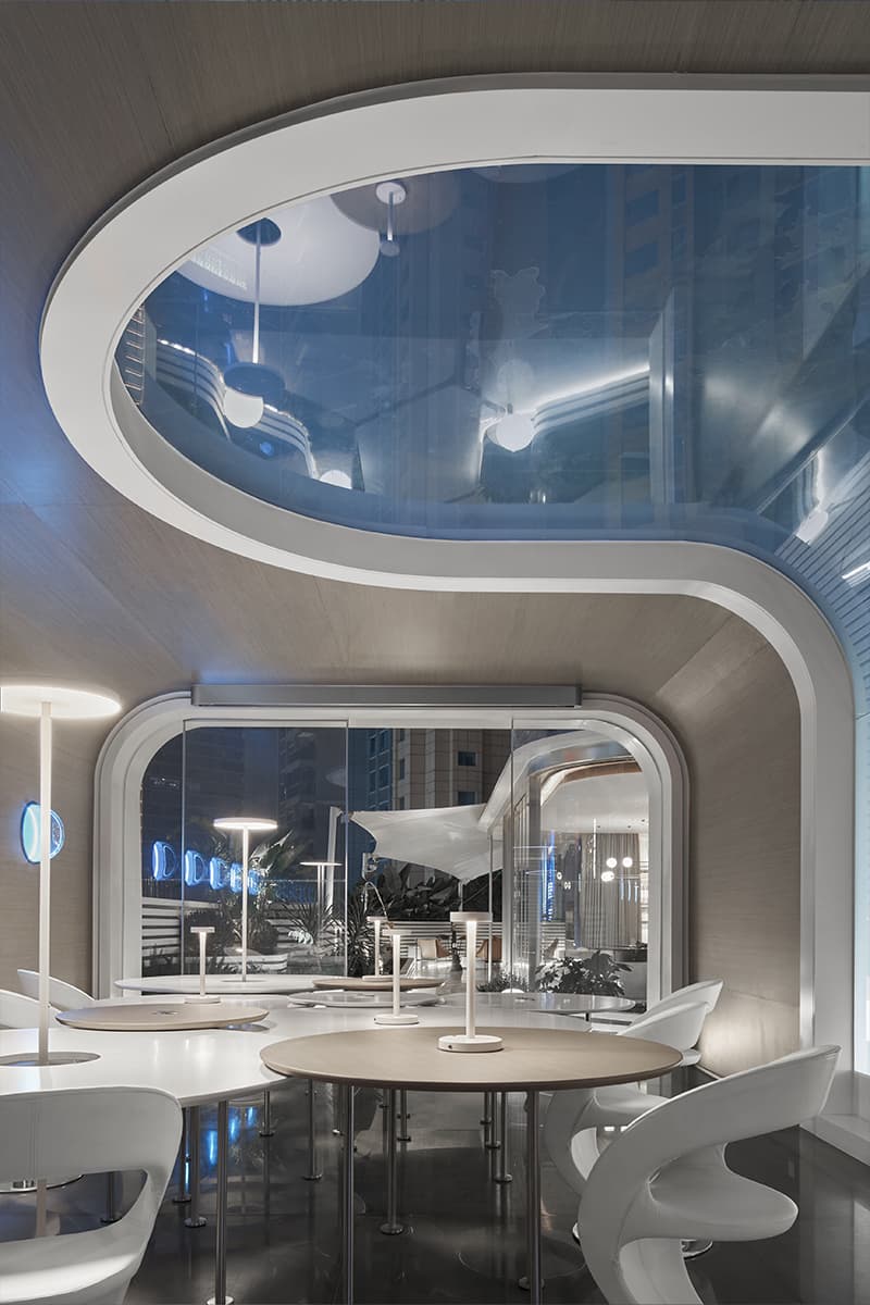 Футуристичные формы и все оттенки космоса в интерьере китайского клуба эстетической медицины — проект студии VCG Design