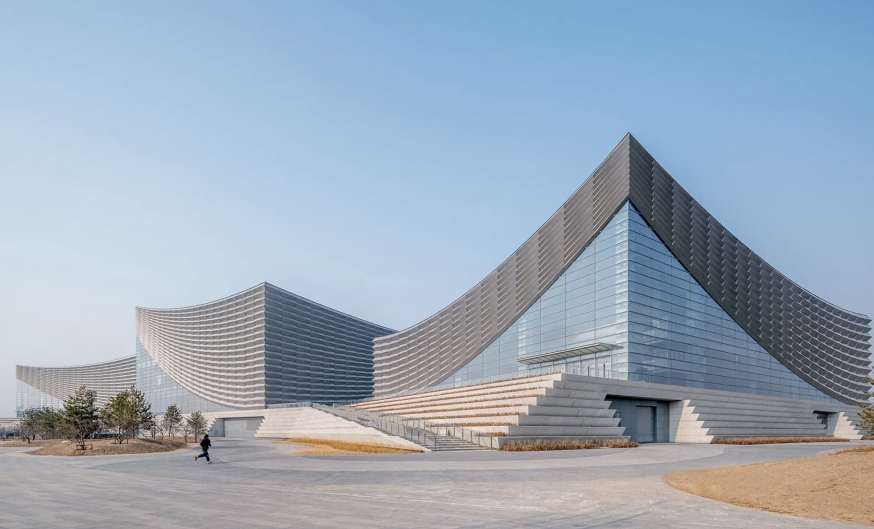 Schmidt Hammer Lassen построили арт-центр в форме зернохранилища в Пекине