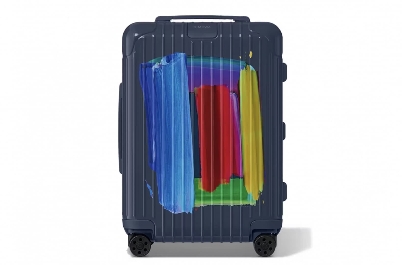 Художница Птолемей Манн раскрасила чемодан Rimowa