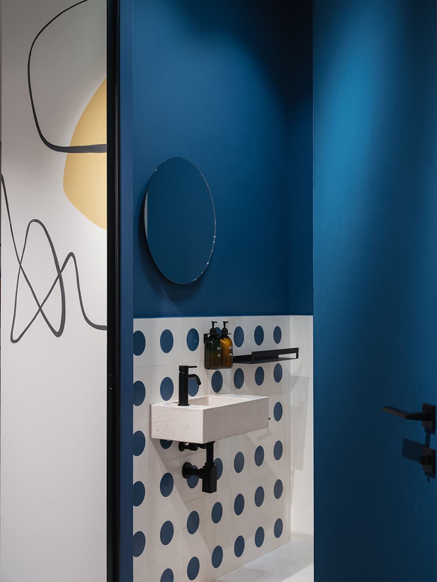 Небанальный интерьер стоматологии с продуманными зонами для сотрудников — проект студии Alina Sulina Design