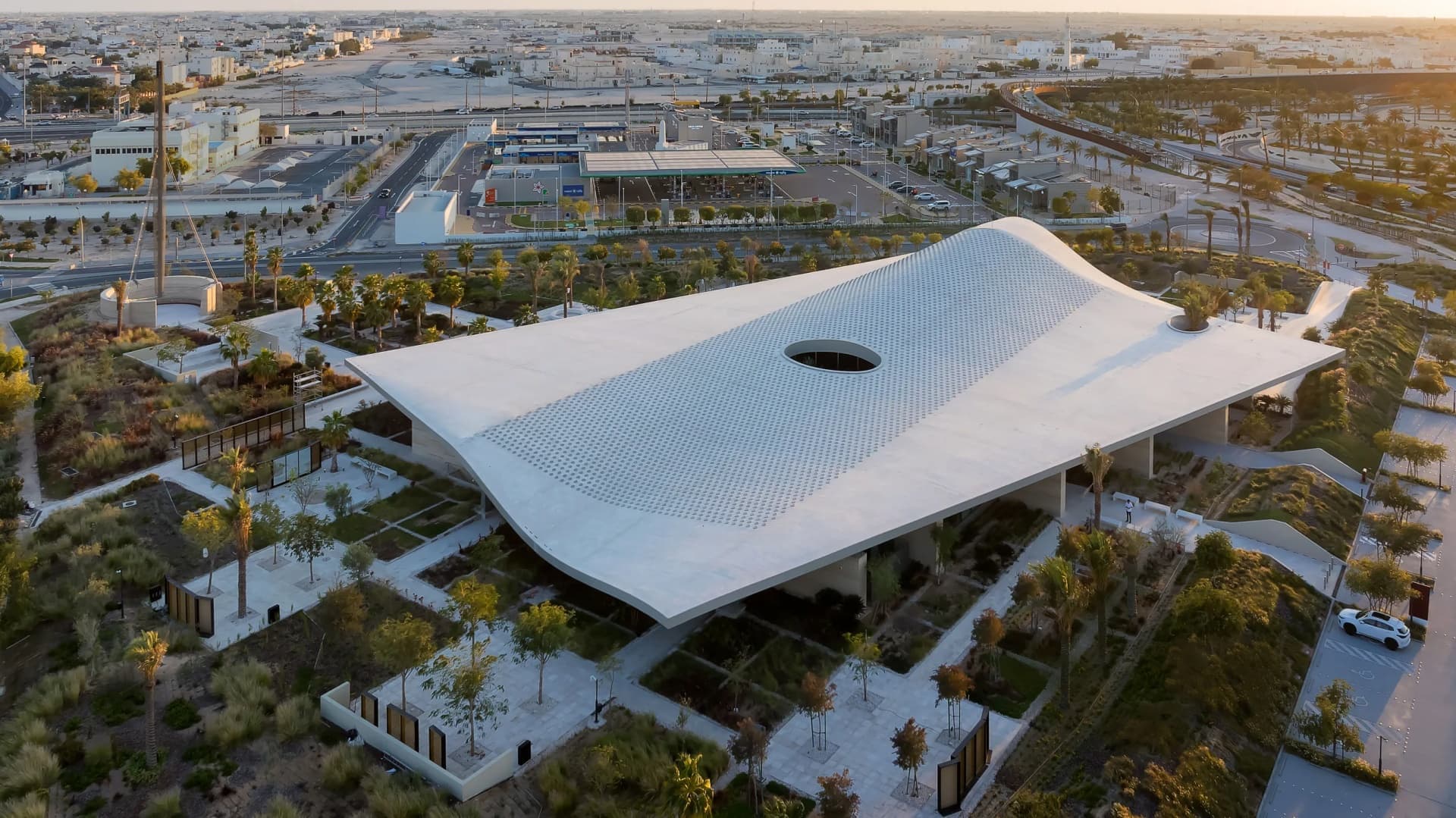 Архитекторы Diller Scofidio + Renfro построили женскую мечеть в Дохе