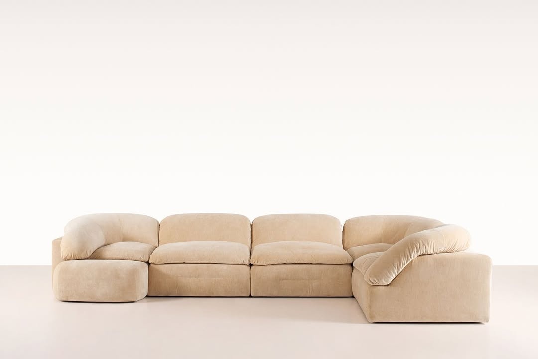 Butter Sofa — новый диван Tacchini по дизайну Фэй Тугуд