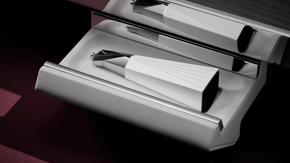 Rolls-Royce выпустил дизайнерские шахматы