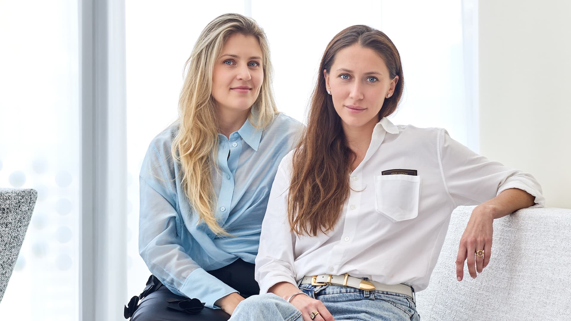 Мария Карелина и Анастасия Веселкина (We Gallery): «Нам важно соединить в одной коллекции разные эпохи» Мария Карелина и Анастасия Веселкина (We Gallery): «Нам важно соединить в одной коллекции разные эпохи»