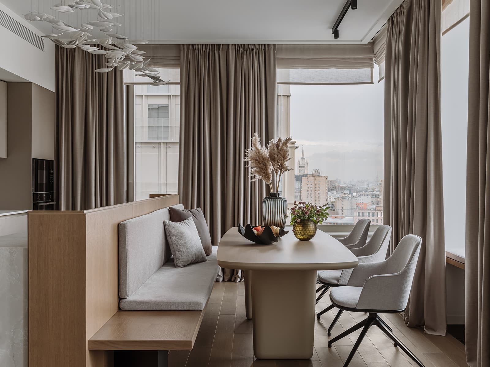 Расслабленный интерьер квартиры для двух студентов — проект Александры Останковой