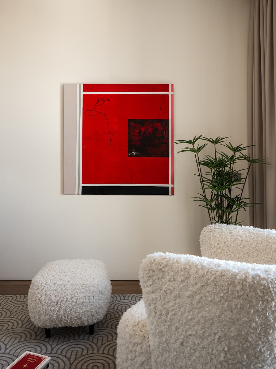 Карамельные оттенки в интерьере квартиры с акцентными полотнами — проект Дарьи Марченко