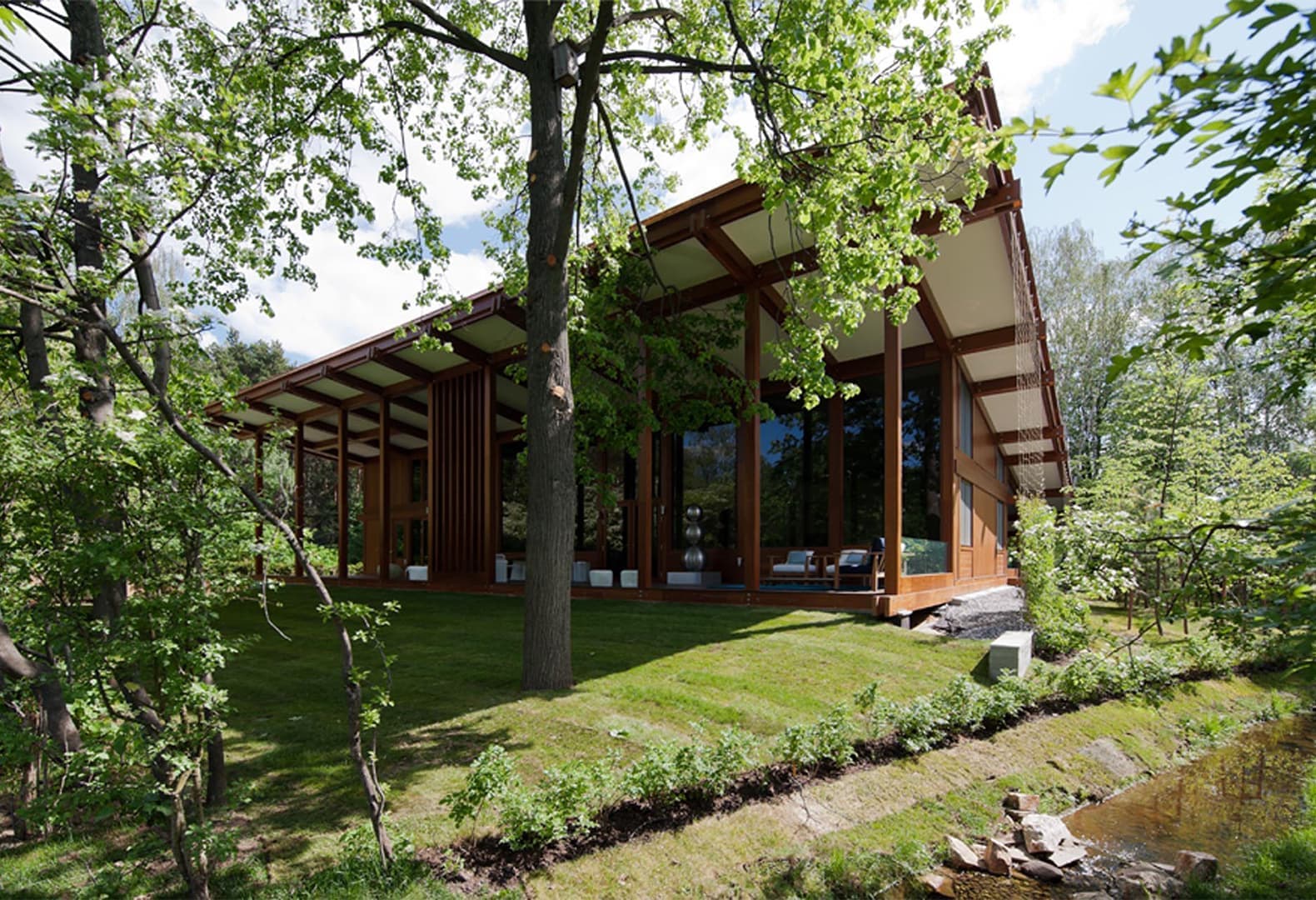 Гармоничная деревянная архитектура Тотана Кузембаева