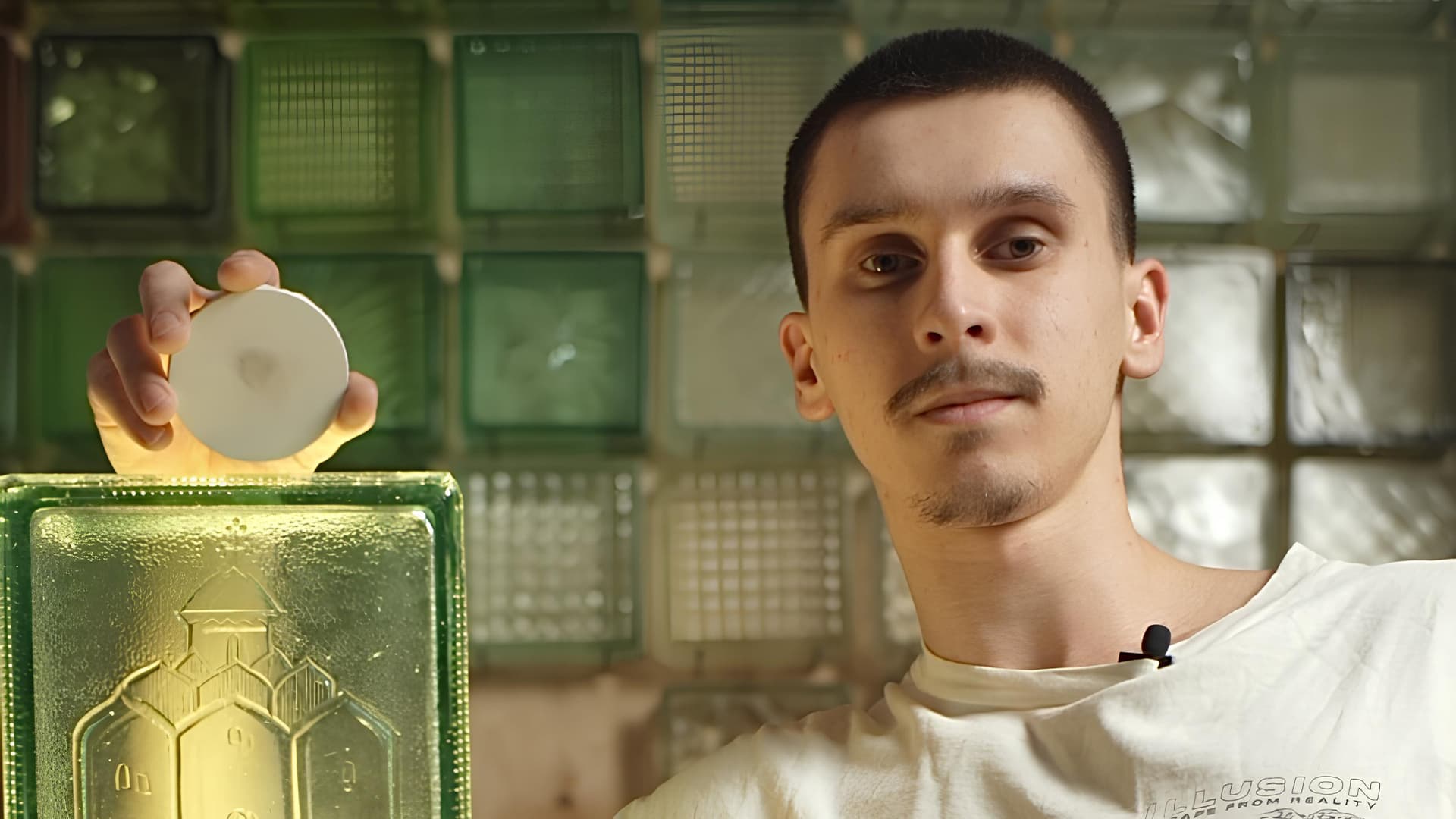 Дмитрий Майоров: «Мы сохраняем материальное наследие модернизма, пусть и в небольшом масштабе» Дмитрий Майоров: «Мы сохраняем материальное наследие модернизма, пусть и в небольшом масштабе»