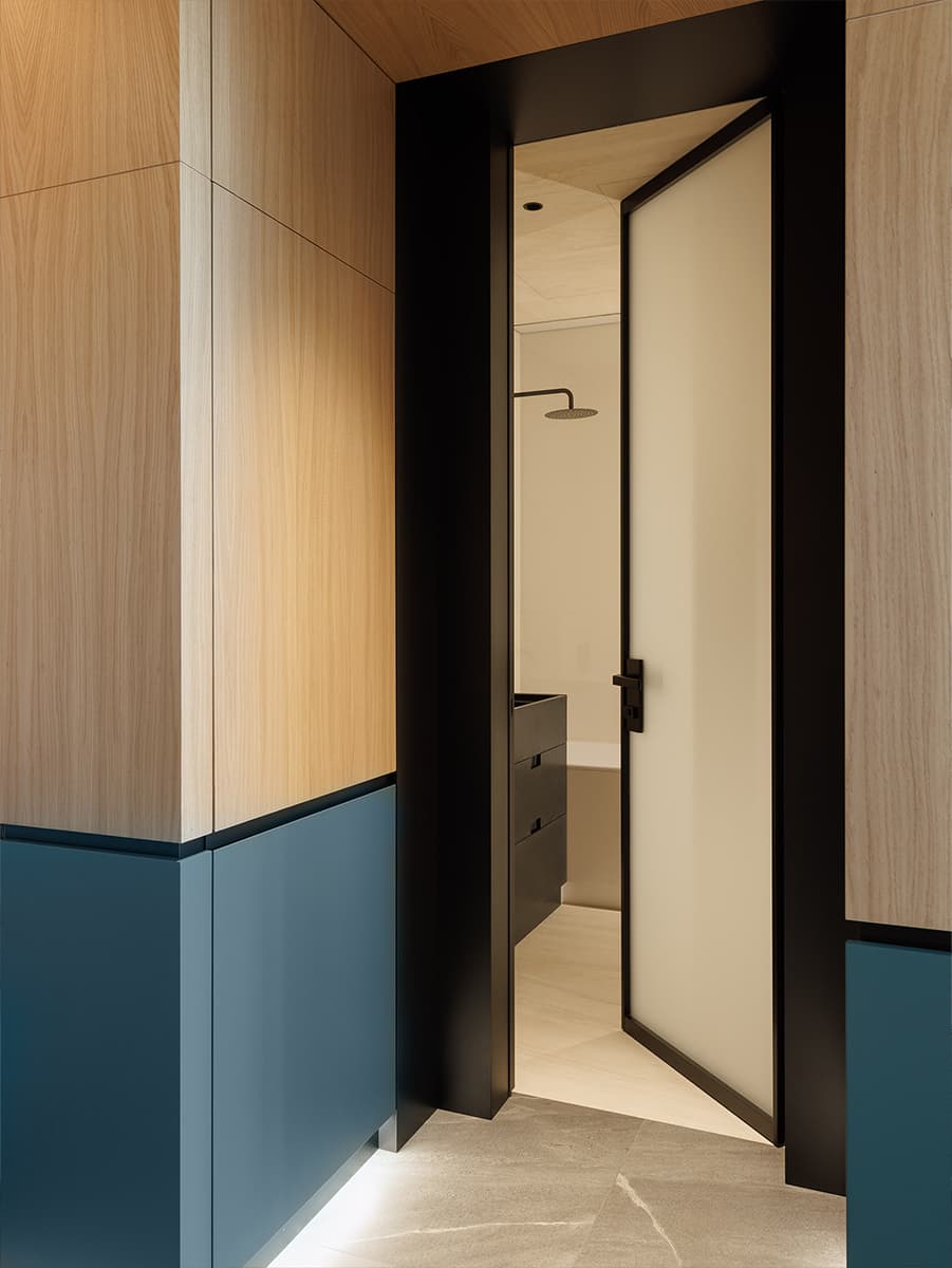 Наполненный теплом интерьер квартиры на берегу Финского залива — проект Background Studio