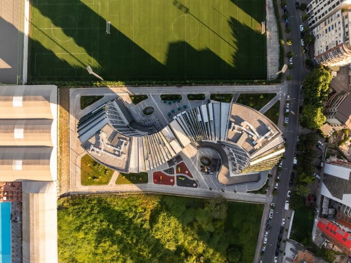 JA Joubert Architecture завершили строительство жилого комплекса Lake Views в Тиране