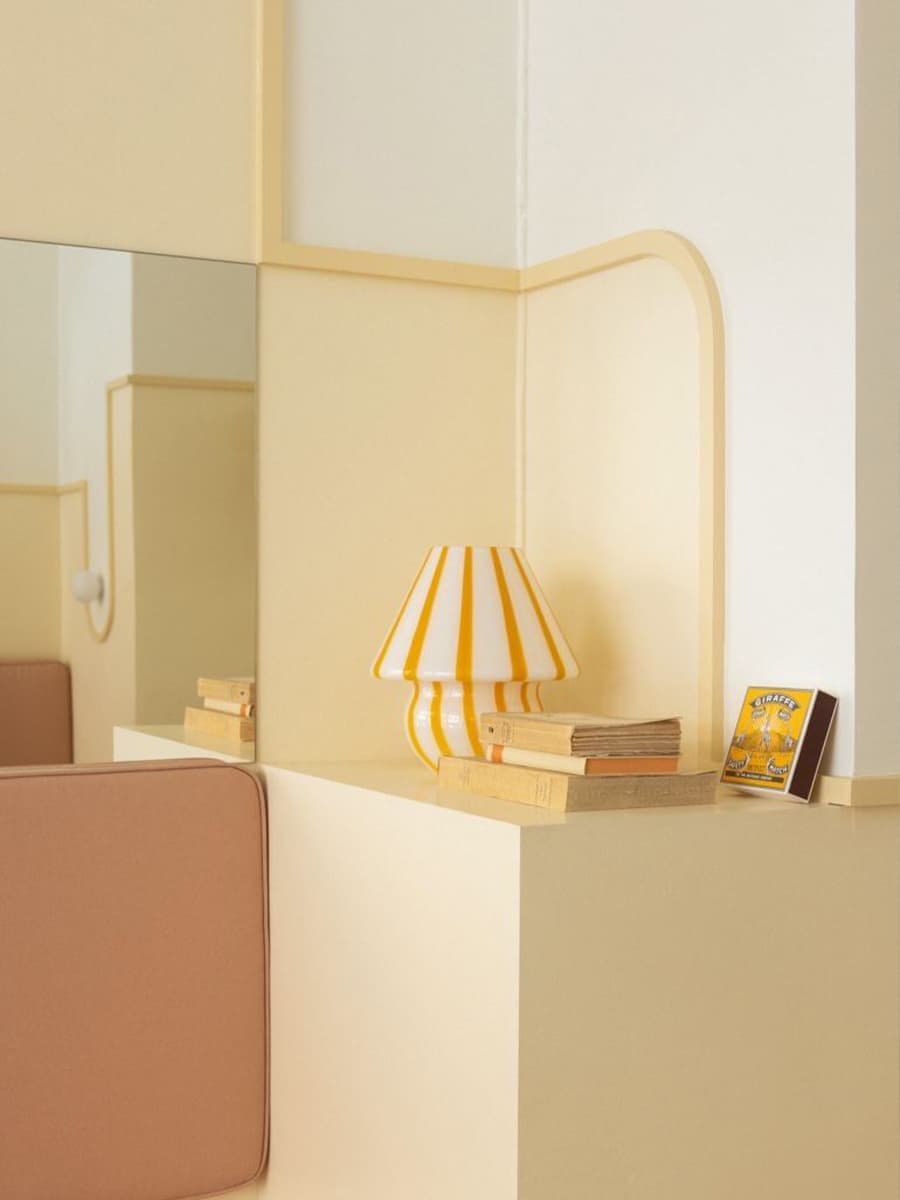 Silhouette AF-655. Benjamin Moore