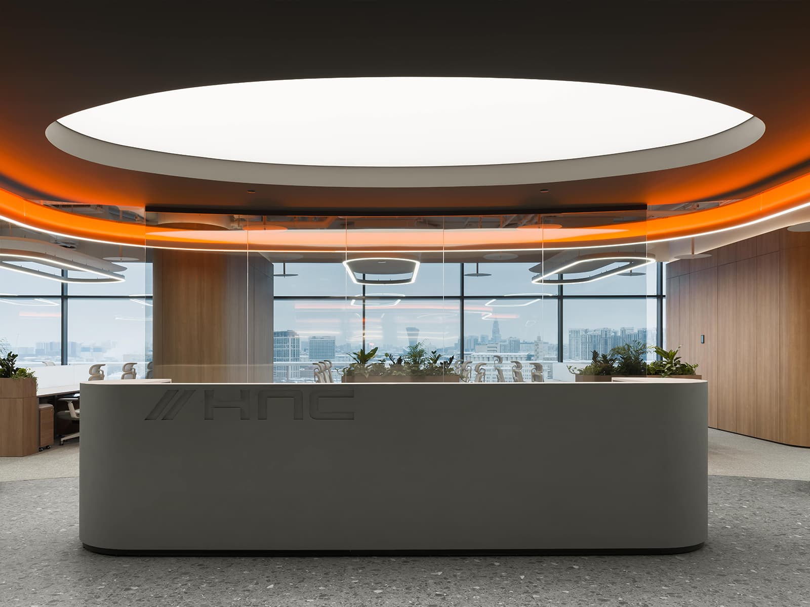 Контрасты и динамичный свет в интерьере технологичного офиса — проект IND Studio