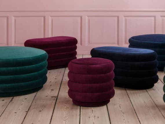 Датчане Ferm Living представили коллекцию мебели из латуни и бархата Датчане Ferm Living представили коллекцию мебели из латуни и бархата
