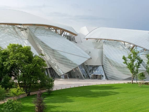 LVMH проведут реконструкцию парка аттракционов LVMH проведут реконструкцию парка аттракционов
