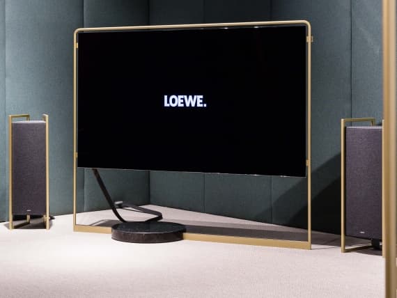 Немецкий бренд Loewe представил ультратонкий телевизор Немецкий бренд Loewe представил ультратонкий телевизор