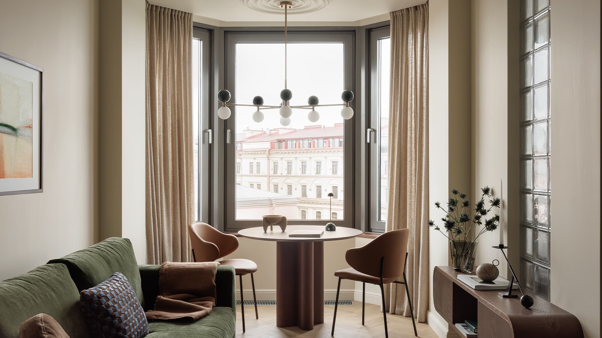 Дух исторического Петербурга в интерьере квартиры для отдыха — проект FINTERIO Architecture & Design Studio Дух исторического Петербурга в интерьере квартиры для отдыха — проект FINTERIO Architecture & Design Studio