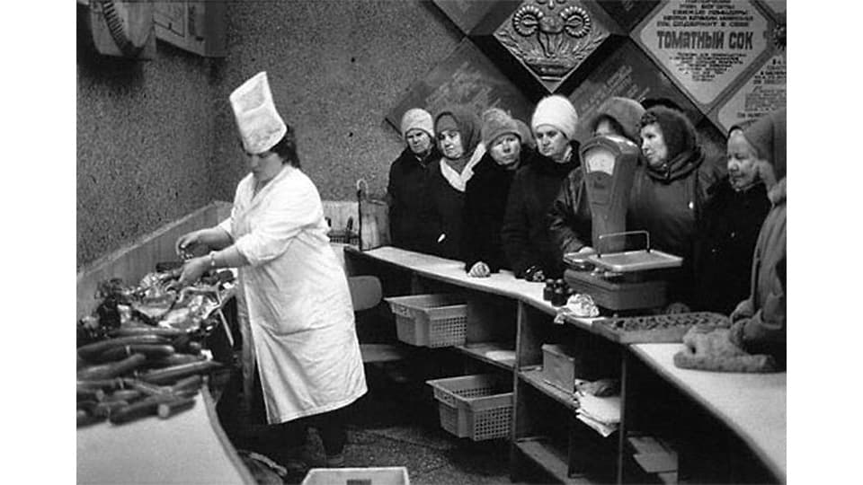 За докторской колбасой