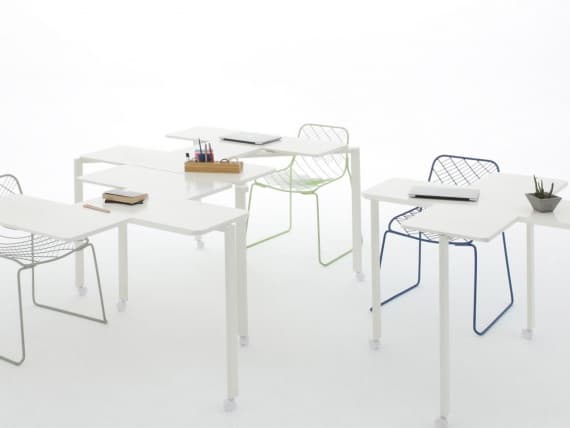 Студия People's Industrial Design Office представляет стол-тетрис Студия People's Industrial Design Office представляет стол-тетрис