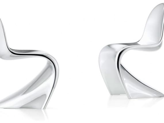 Vitra показала на IMM Cologne 2018 стул Pantone Chrome Vitra показала на IMM Cologne 2018 стул Pantone Chrome