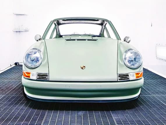 Голландский производитель Voitures Extravert выпускает Porsche 911s с электродвигателем Голландский производитель Voitures Extravert выпускает Porsche 911s с электродвигателем