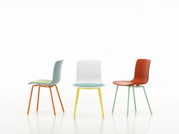 Джаспер Моррисон сделал яркие стулья для Vitra