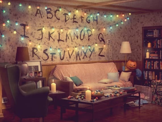 IKEA воссоздала интерьеры из популярных сериалов IKEA воссоздала интерьеры из популярных сериалов