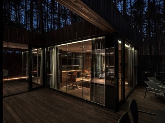 Шале среди сосен в украинском отеле Verholy Relax Park от YOD Design