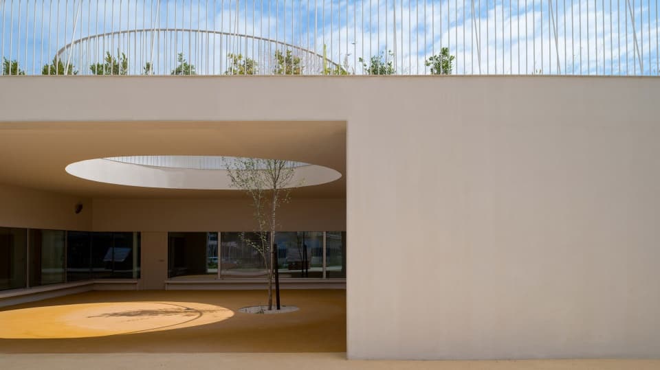 Site Specific Arquitectura отремонтировала школу в Лиссабоне Site Specific Arquitectura отремонтировала школу в Лиссабоне