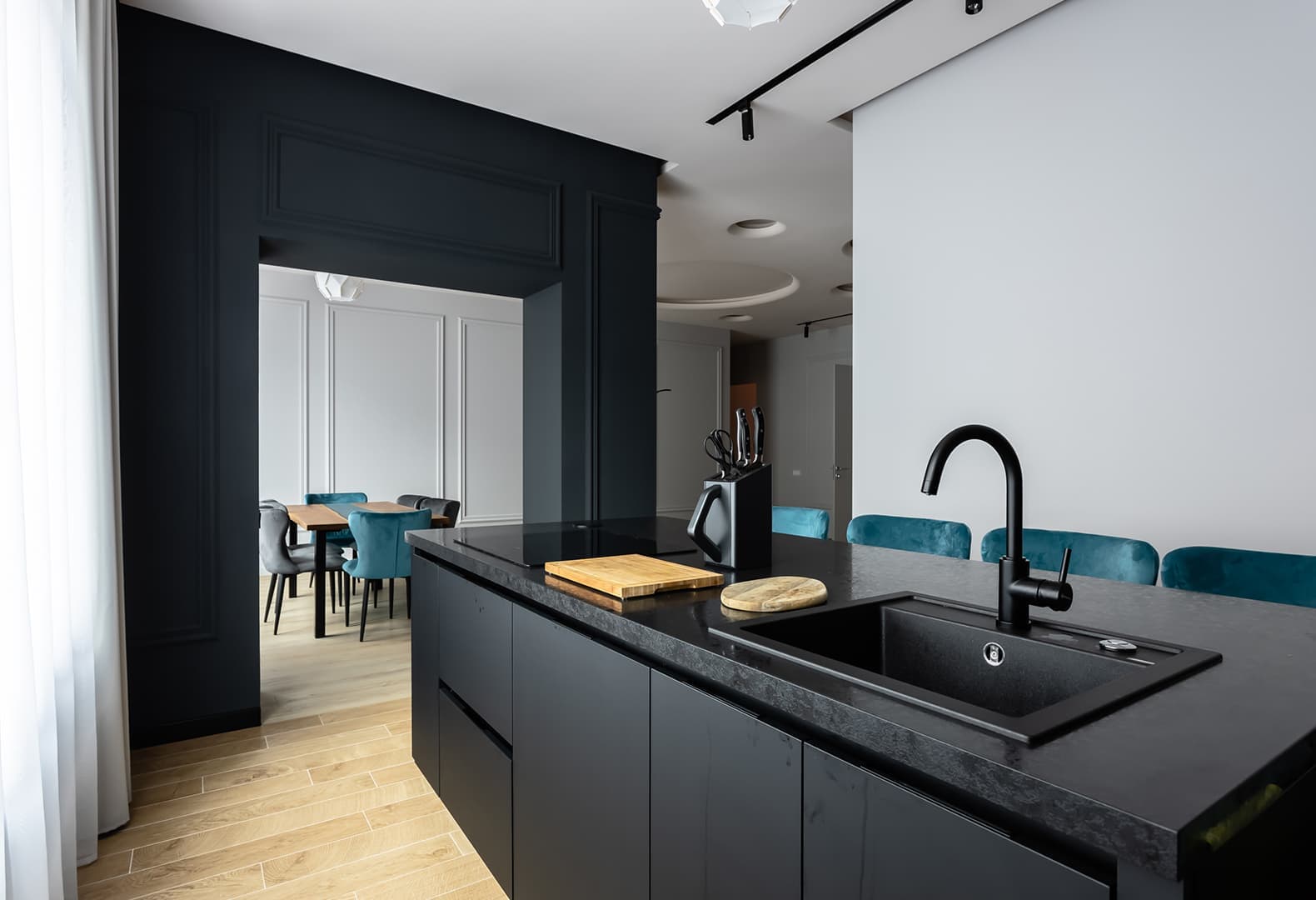 Icon Interiors