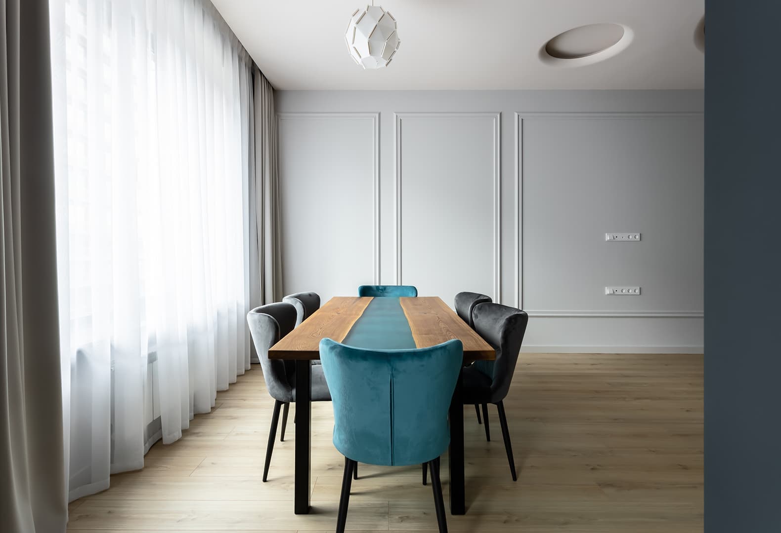 Icon Interiors