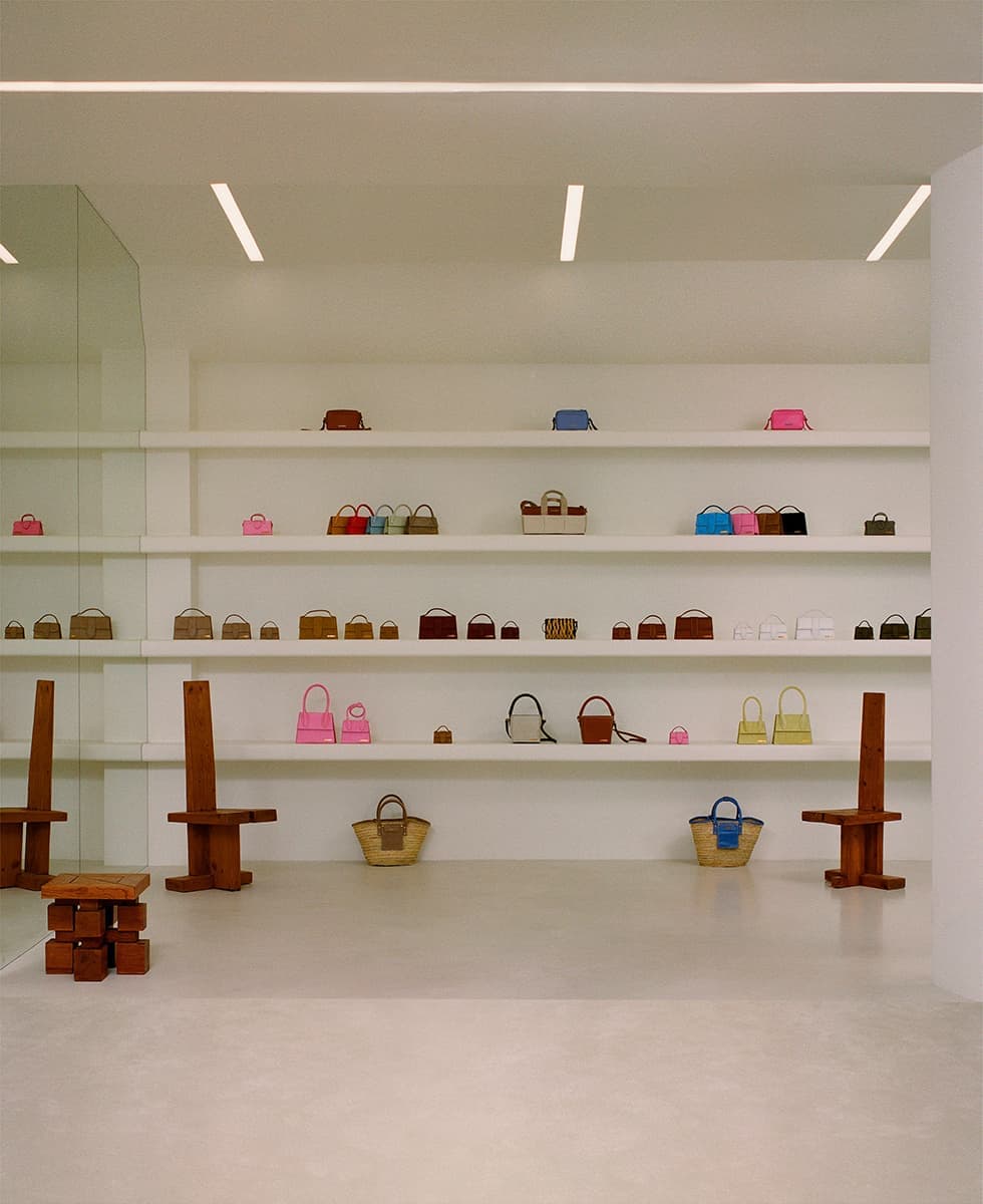 6 великолепных стульев из интерьера Jacquemus