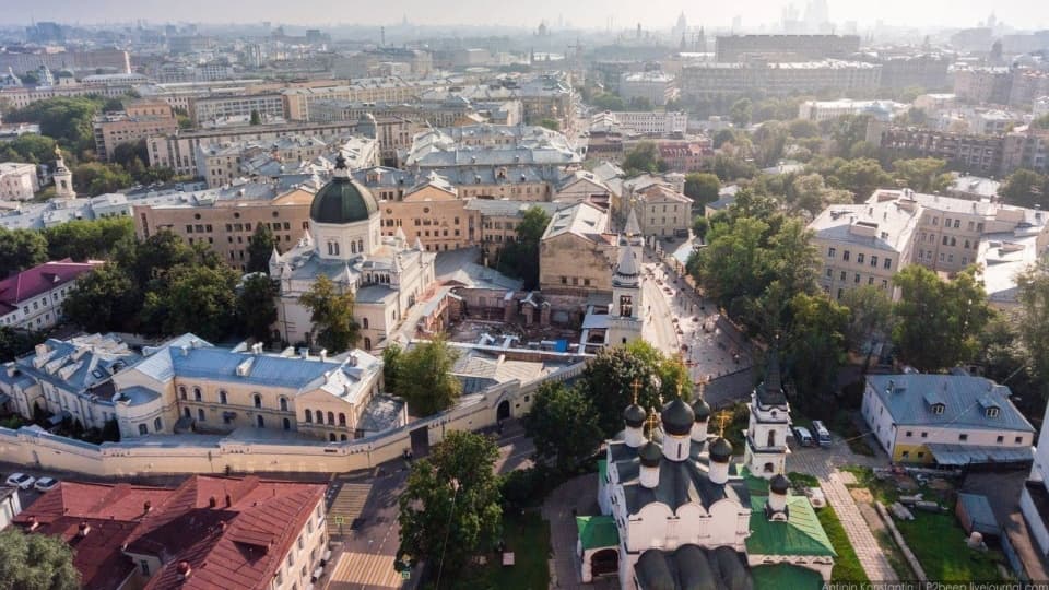 Активисты против бизнес-застройки от AB Development в Колпачном переулке Активисты против бизнес-застройки от AB Development в Колпачном переулке