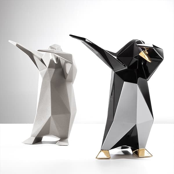 Dab Penguin, Bosa