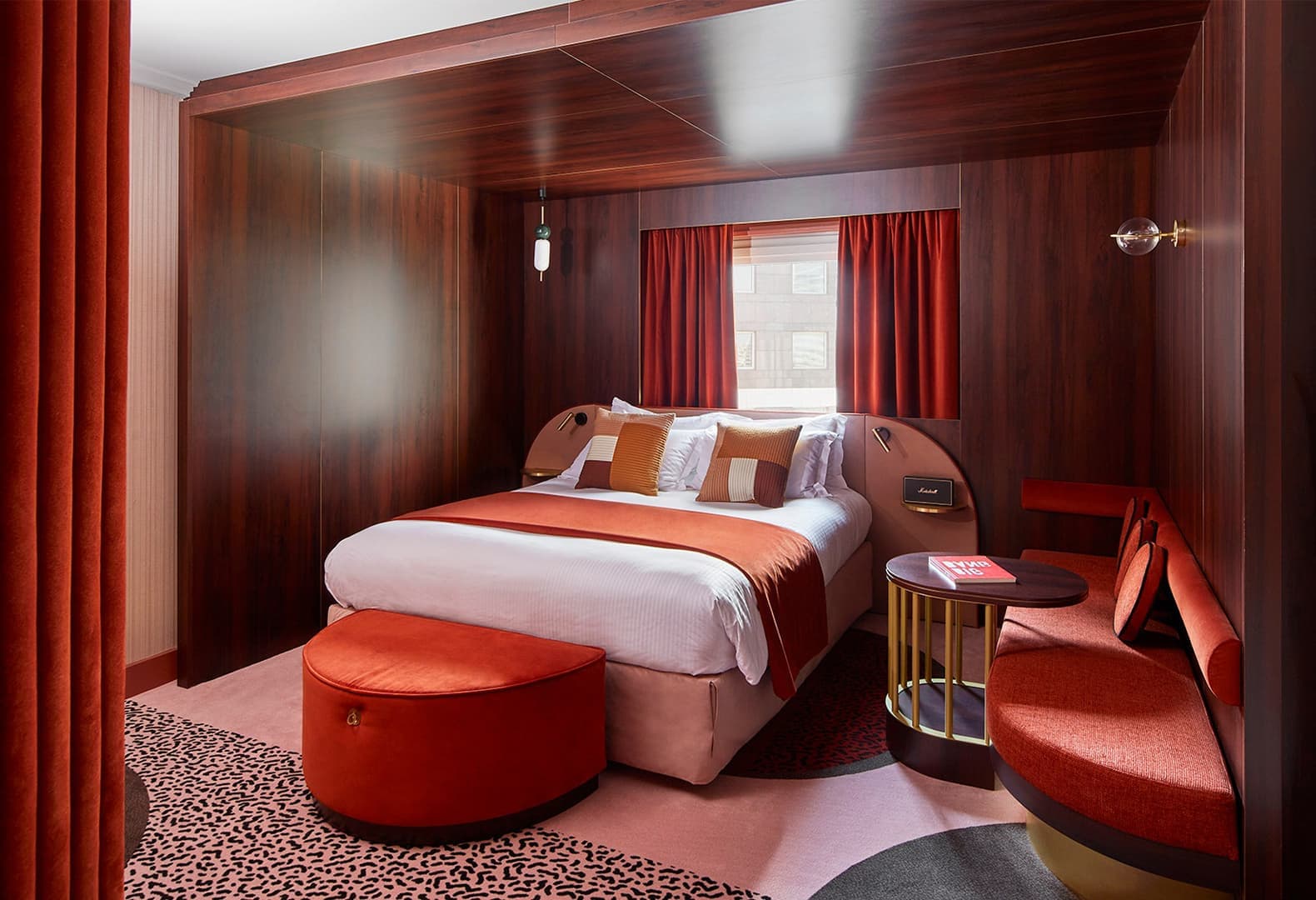 Монохромные интерьеры: главное – цвет. Фото: Francis Amiand. Автор: Maison Numero 20