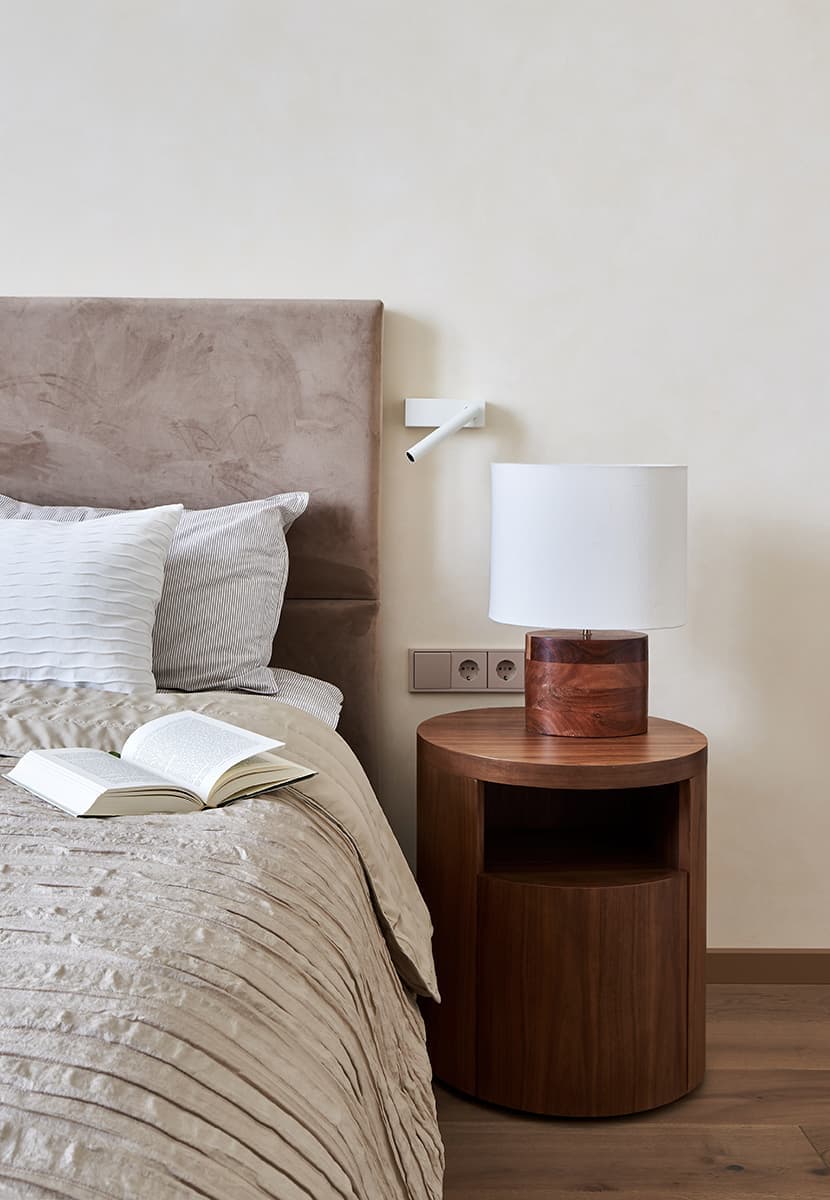 Квартира с камином в стиле эко-минимализм — проект архитектурного бюро Nikolai Bannikov Interiors