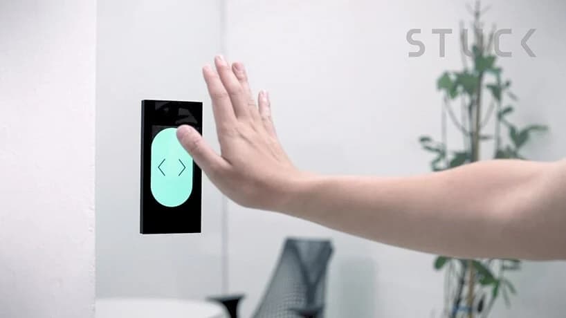 Кинетический бесконтактный контроль автоматических дверей от Stuck Design Кинетический бесконтактный контроль автоматических дверей от Stuck Design