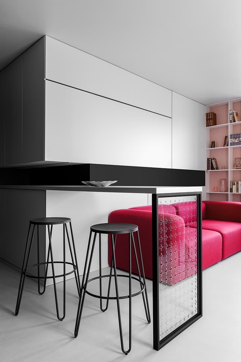 Московская квартира с использованием приема color-blocking – проект UR BUREAU