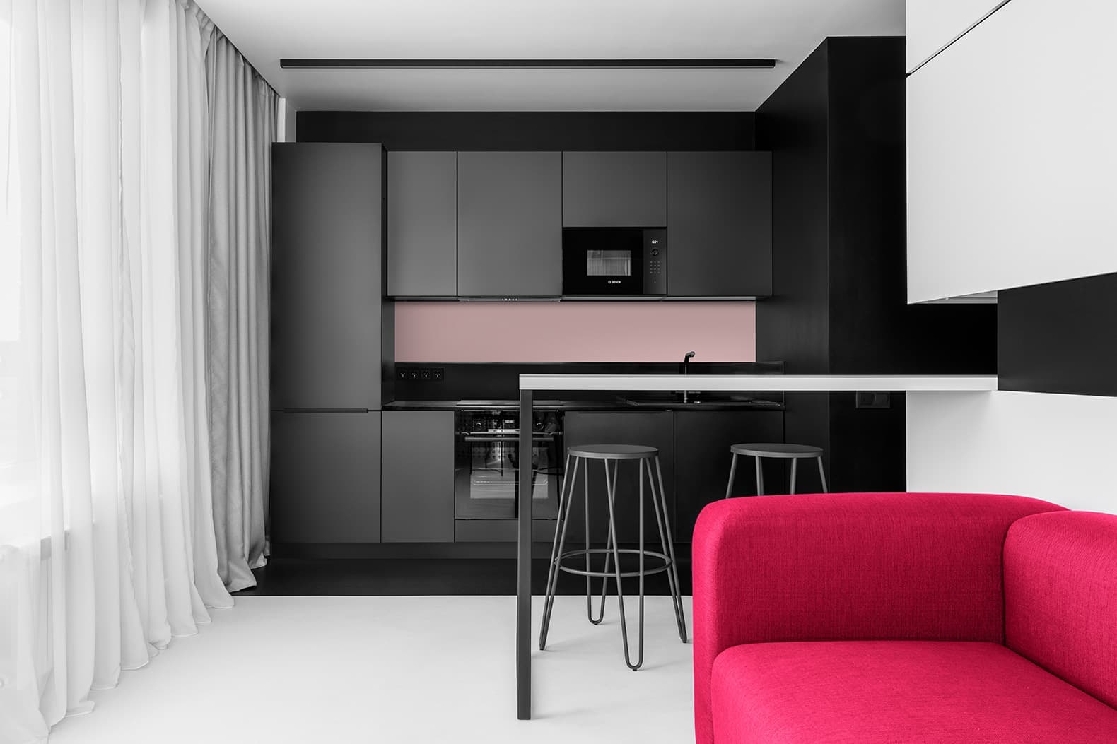 Московская квартира с использованием приема color-blocking – проект UR BUREAU