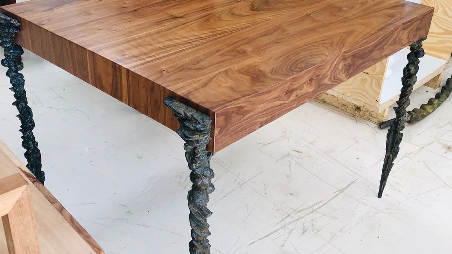 Stanislaw Trzebinski, Xigera Dining Table