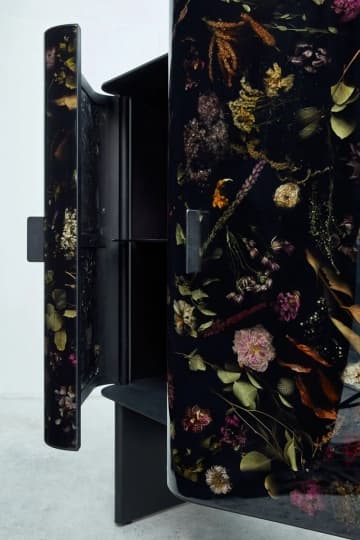 Flora Cabinet от Марцина Русака: сохраненная мимолетная красота цветов