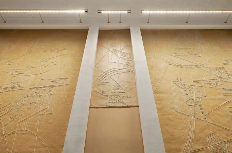 Foster + Partners превратил палаццо в Риме в Apple Store