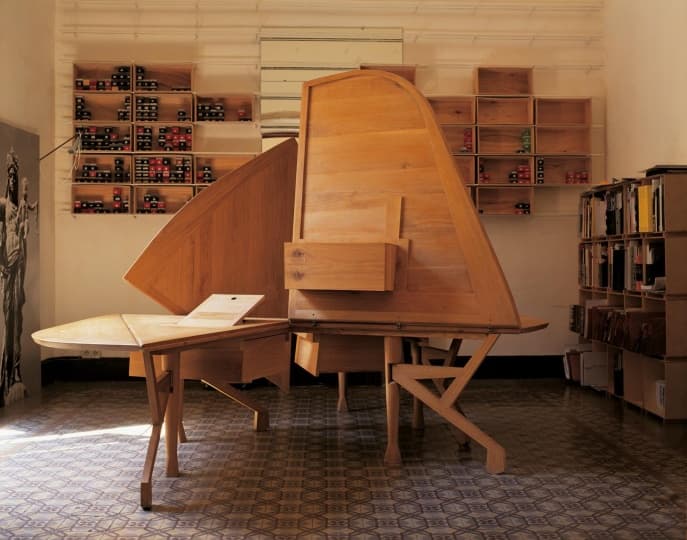 Выставка Miralles. Perpetuum Mobile в Барселоне Выставка Miralles. Perpetuum Mobile в Барселоне
